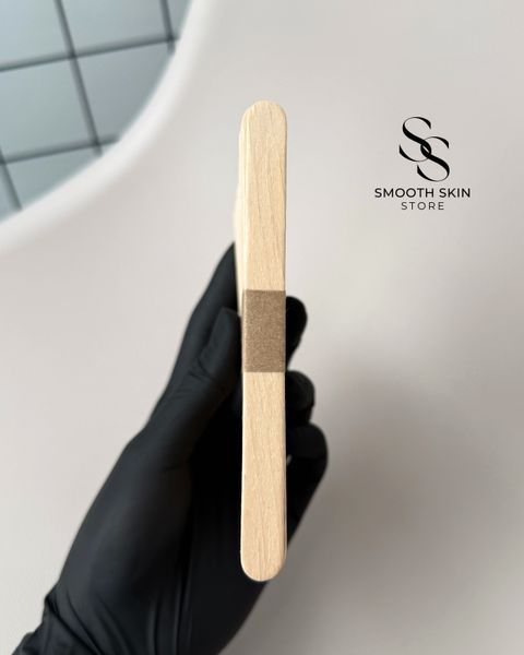 Шпатель дерев'яний вузький &mdash; фото товару в магазині Smooth Skin Store